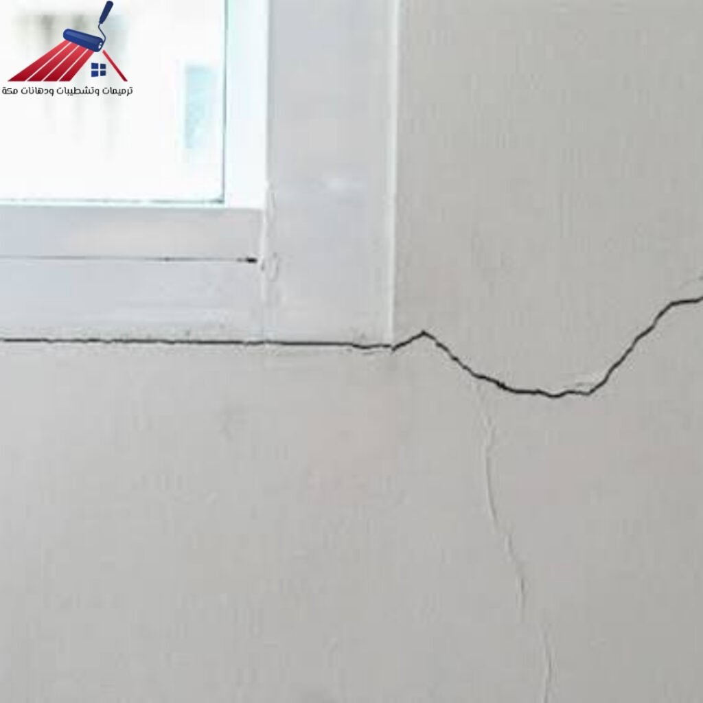 كيفية علاج تشققات الجدران نهائياً